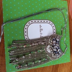 Stella and dot analena pendant necklace